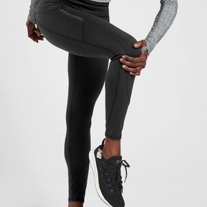 Athleta Rainier Tights. Large. Great condition.